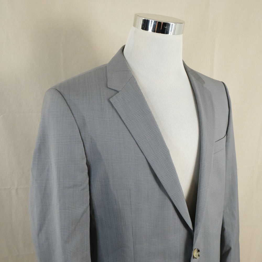 Hugo Boss 42R Halsey2 Sport Coat 100% Wool Grey Plaid Two Button Double Vented